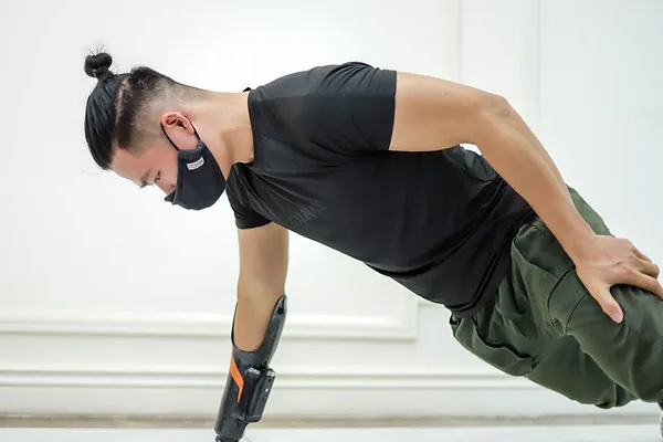 Khi mua tay giả, cần quan t&acirc;m những yếu tố n&agrave;o